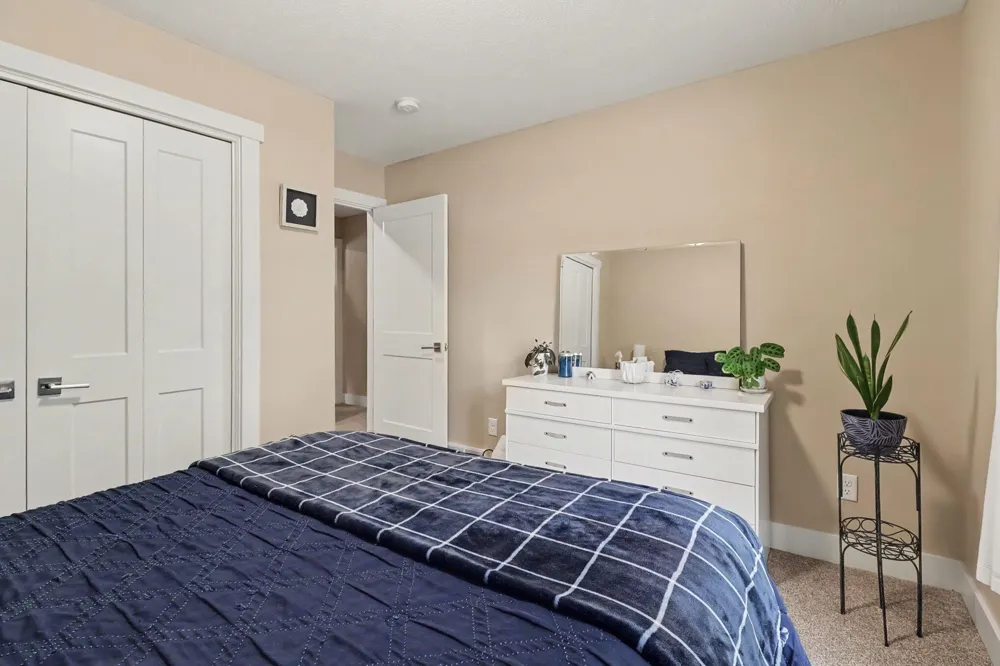 2047 Lakeshore Drive Ludington, MI 49431