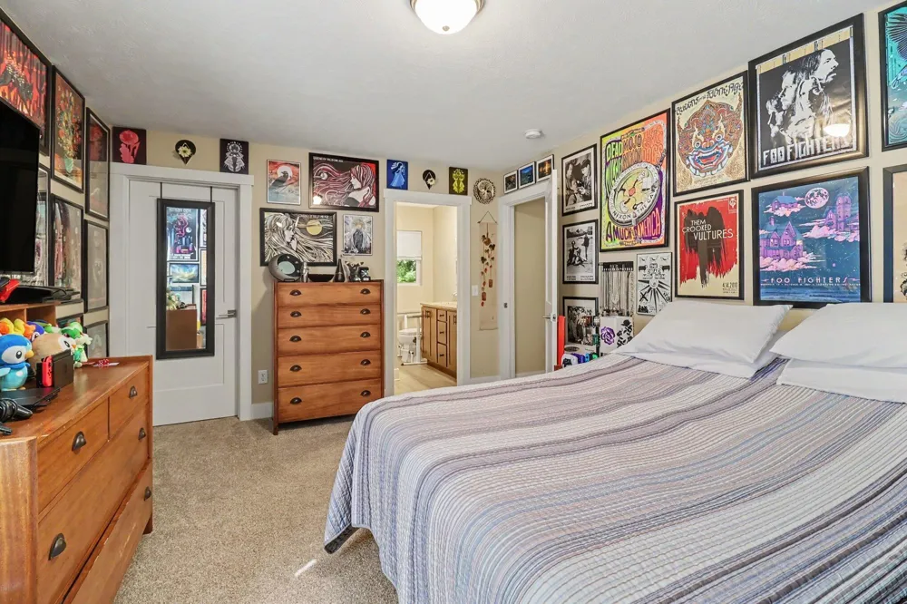 2047 Lakeshore Drive Ludington, MI 49431