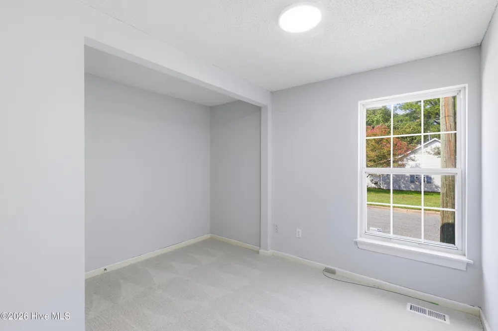 3338 North Barrett Street Farmville, NC 27828