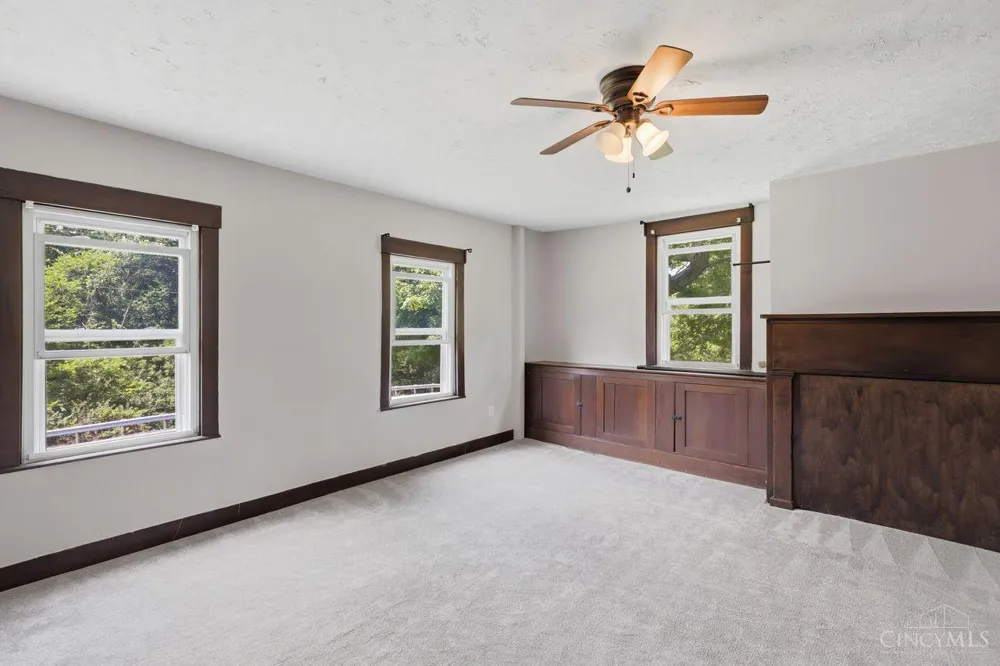 6586 S St Rt 123 Harlan, OH 45152