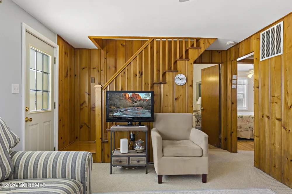 22 Joan Drive Manahawkin, NJ 08050