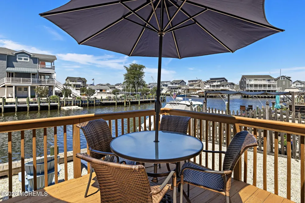 22 Joan Drive Manahawkin, NJ 08050