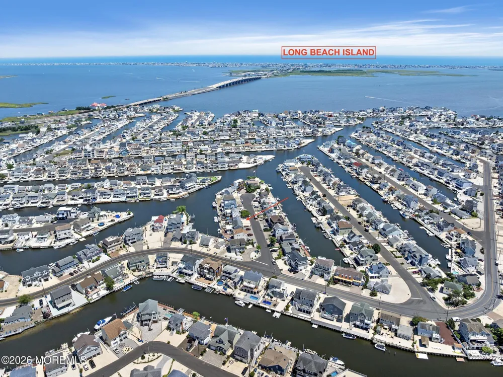 22 Joan Drive Manahawkin, NJ 08050