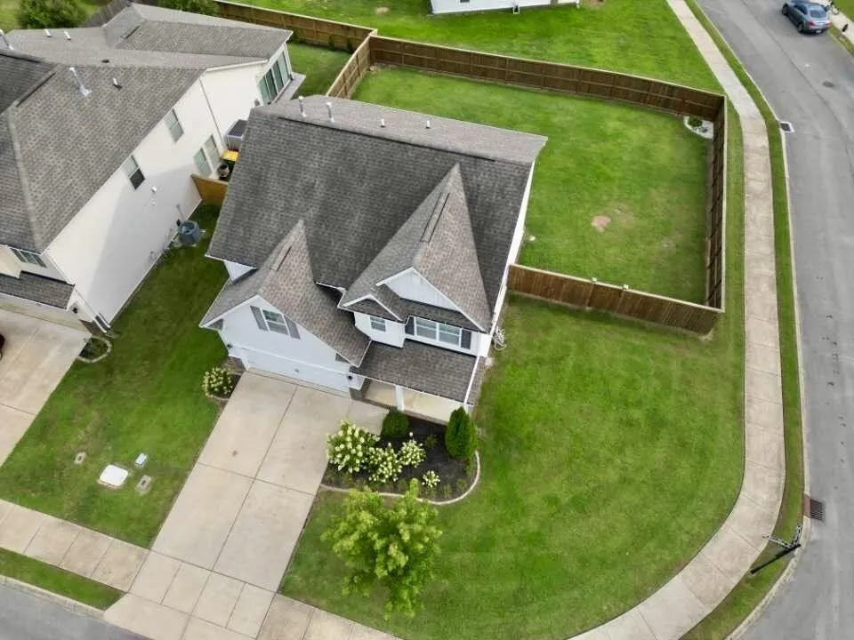 1045 Keeneland DR Spring Hill, TN 37174