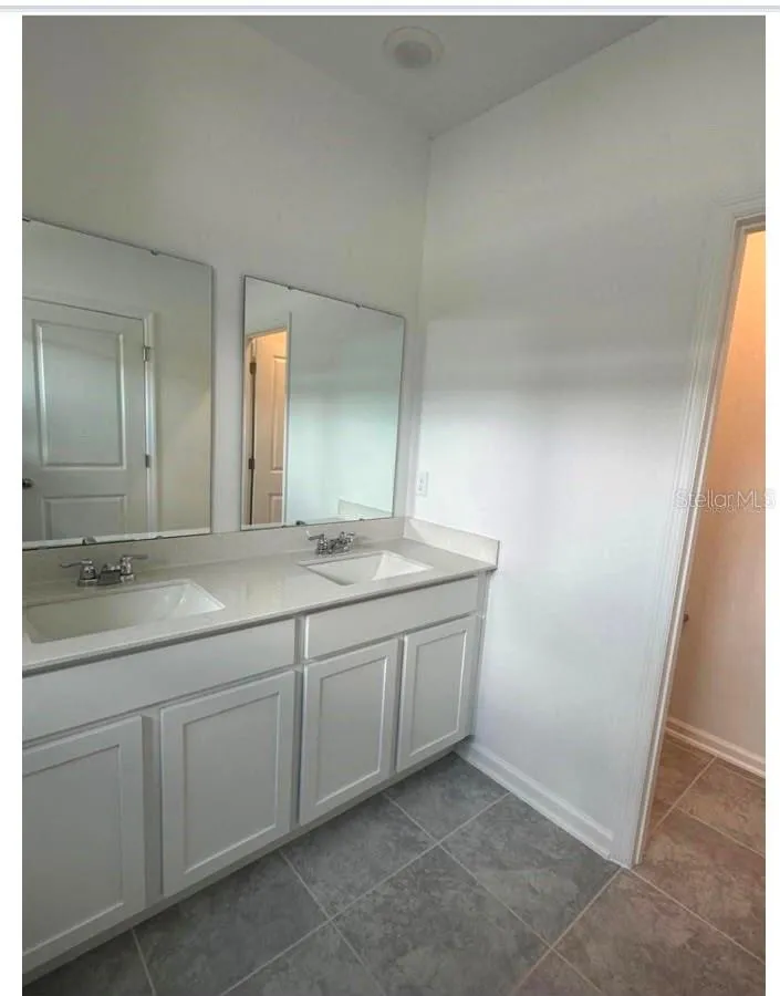 157 NINE IRON DRIVE Davenport, FL 33896