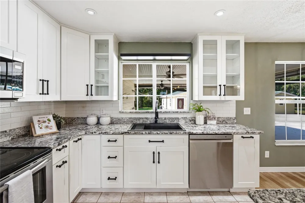 3501 E TRAPNELL ROAD Plant City, FL 33566