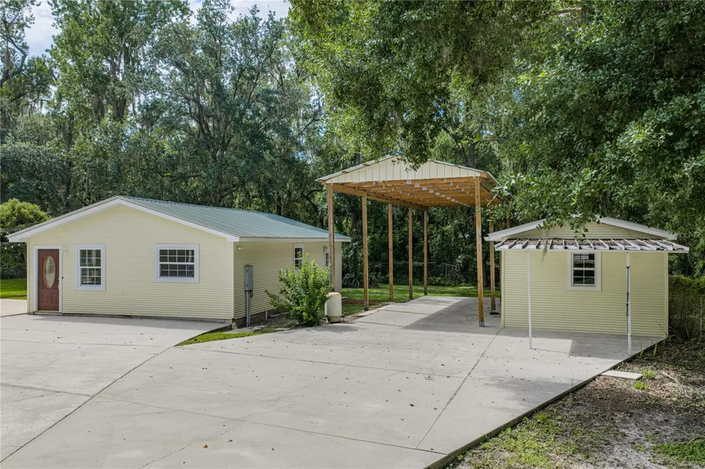 3501 E TRAPNELL ROAD Plant City, FL 33566