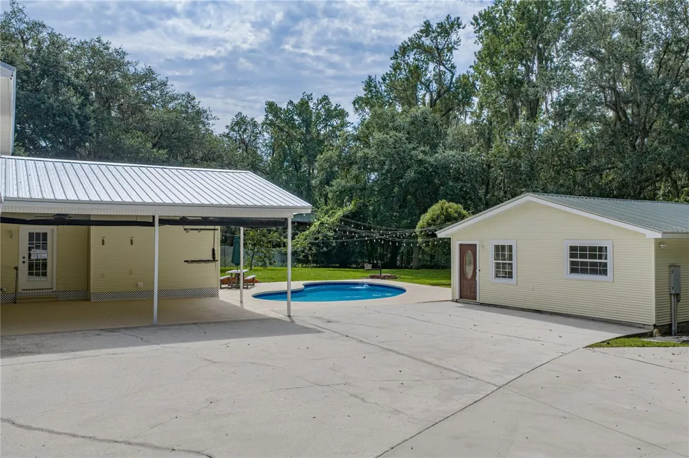 3501 E TRAPNELL ROAD Plant City, FL 33566