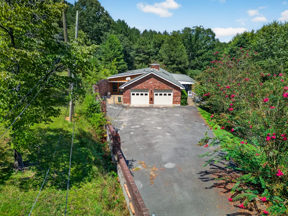 788 Long Hollow Road Rock Spring, GA 30739
