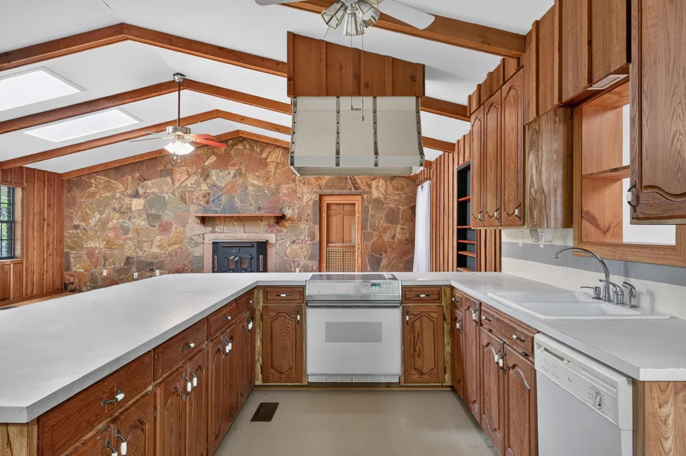 788 Long Hollow Road Rock Spring, GA 30739