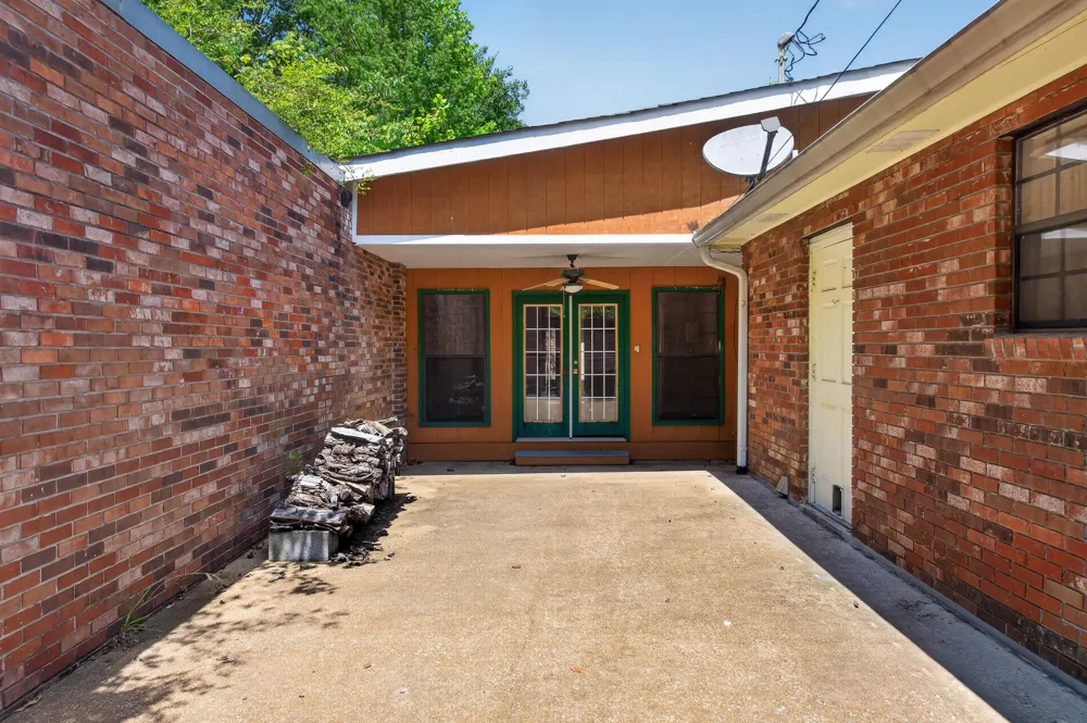 788 Long Hollow Road Rock Spring, GA 30739