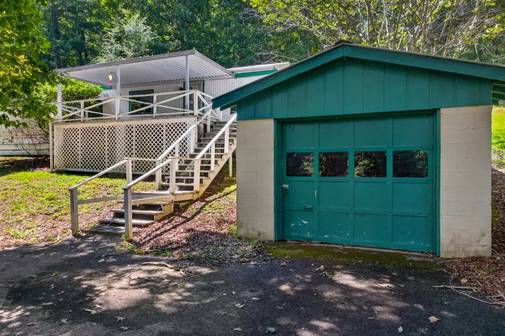 788 Long Hollow Road Rock Spring, GA 30739