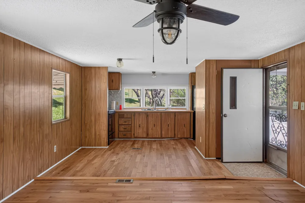 788 Long Hollow Road Rock Spring, GA 30739
