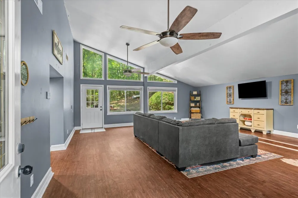 315 E Randall Road Rocky Face, GA 30740