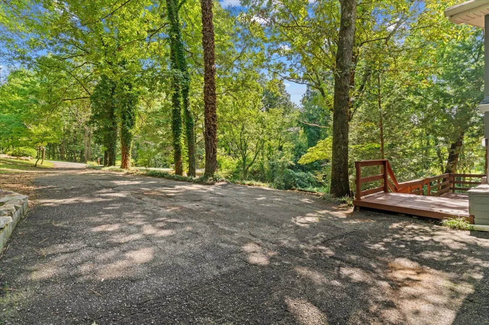 315 E Randall Road Rocky Face, GA 30740