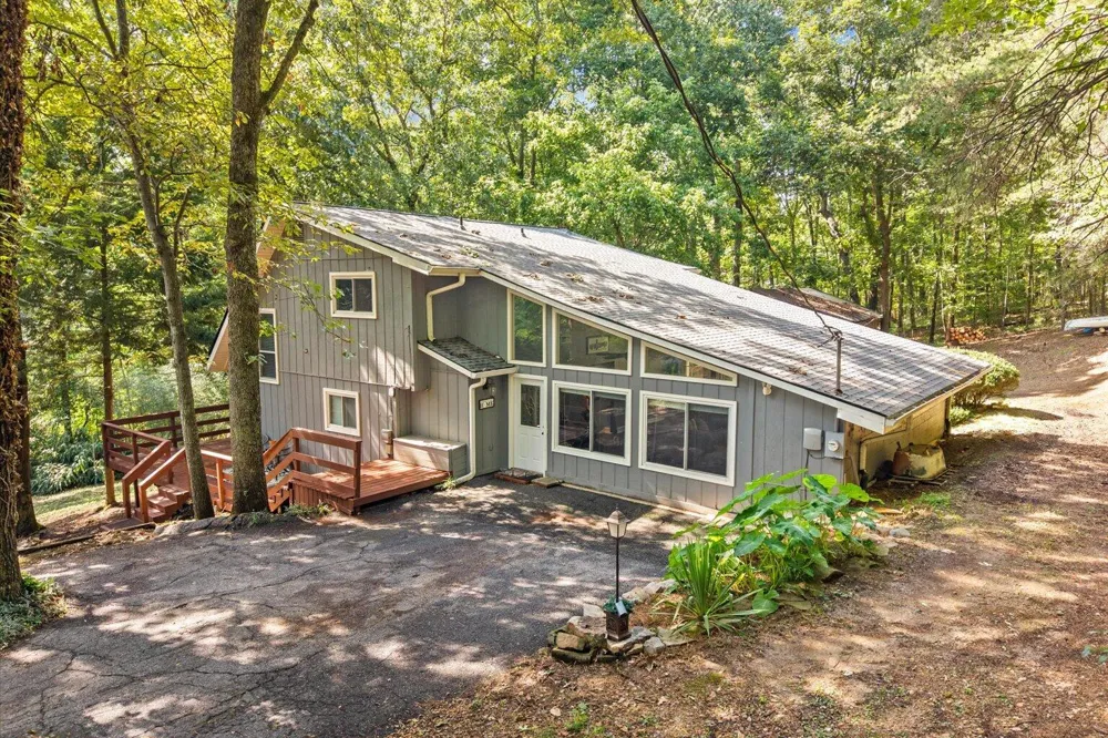 315 E Randall Road Rocky Face, GA 30740