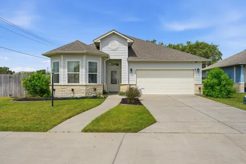 103 Lighthouse Cove Dr