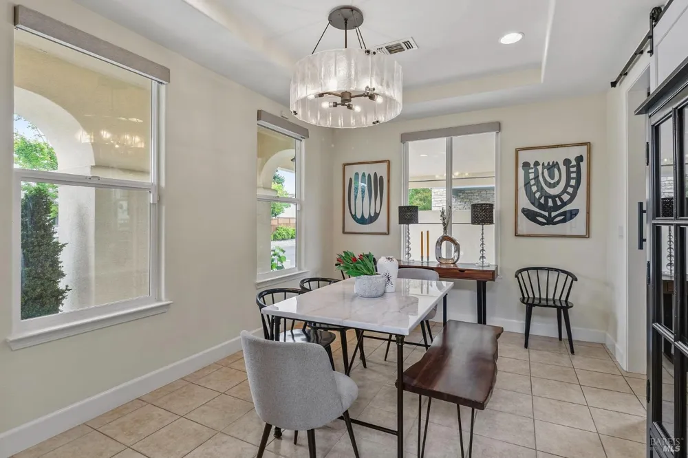 405 Brockman Lane Sonoma, CA 95476