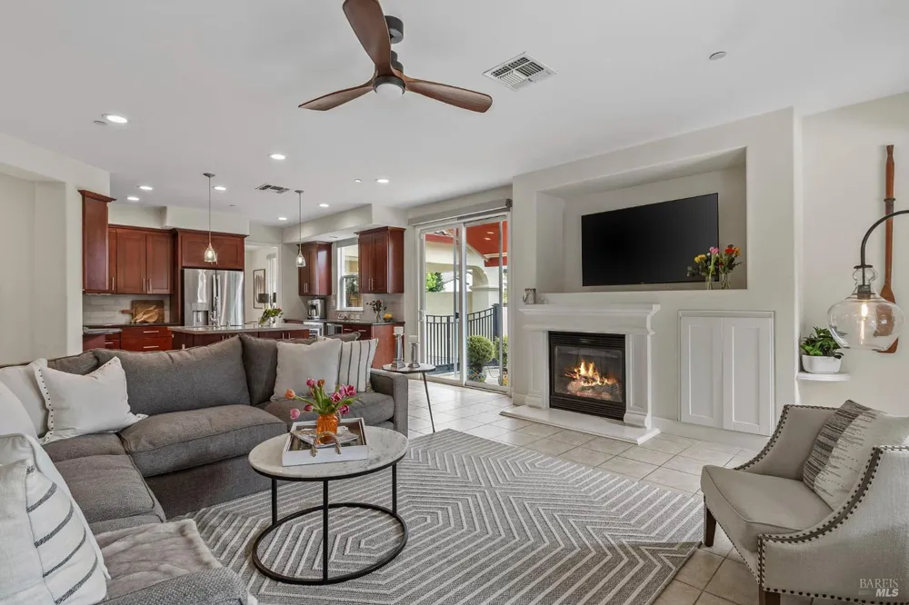 405 Brockman Lane Sonoma, CA 95476