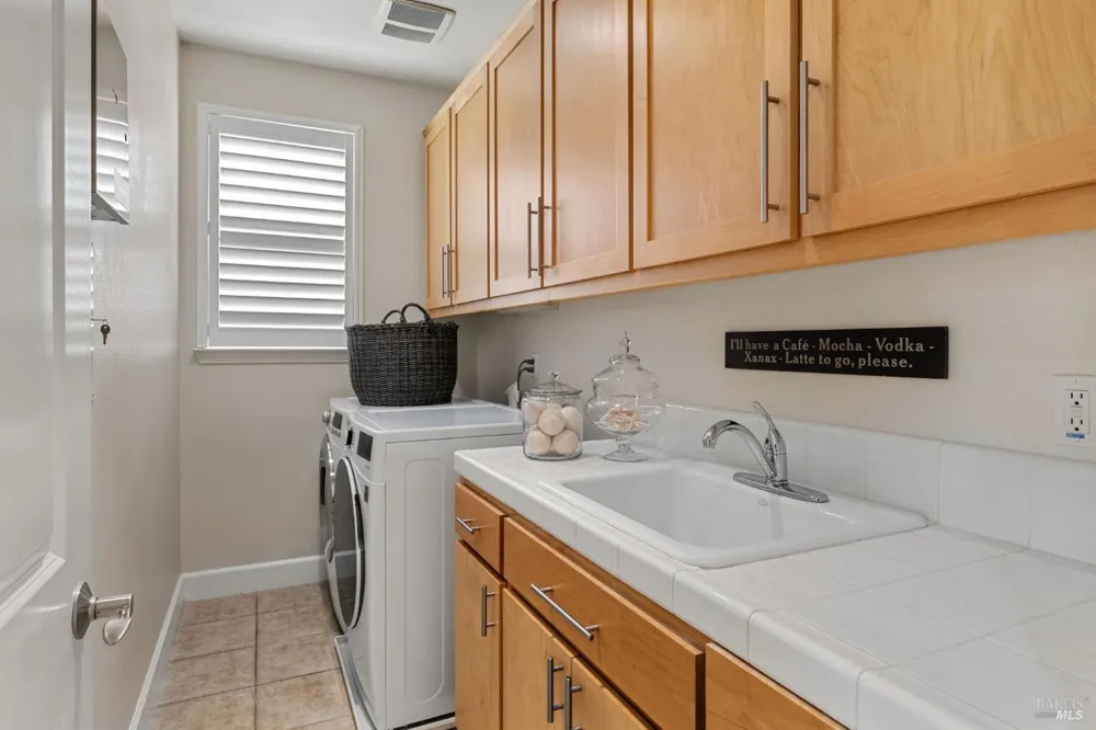 405 Brockman Lane Sonoma, CA 95476
