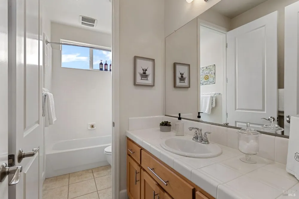 405 Brockman Lane Sonoma, CA 95476