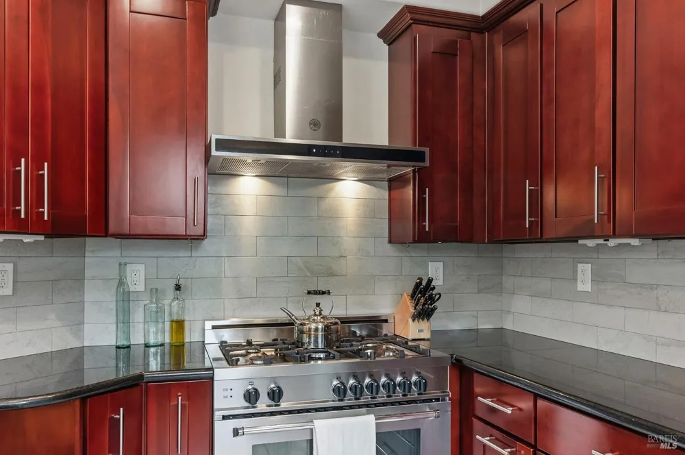 405 Brockman Lane Sonoma, CA 95476