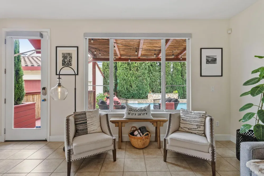 405 Brockman Lane Sonoma, CA 95476