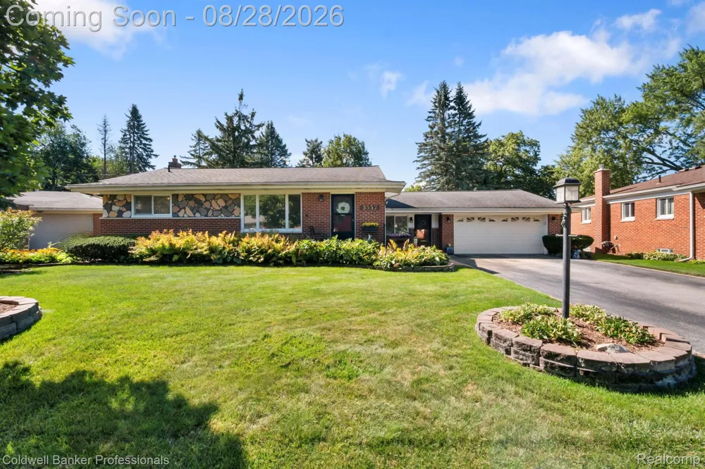 3557 Baybrook Drive Waterford Charter Township, MI 48329