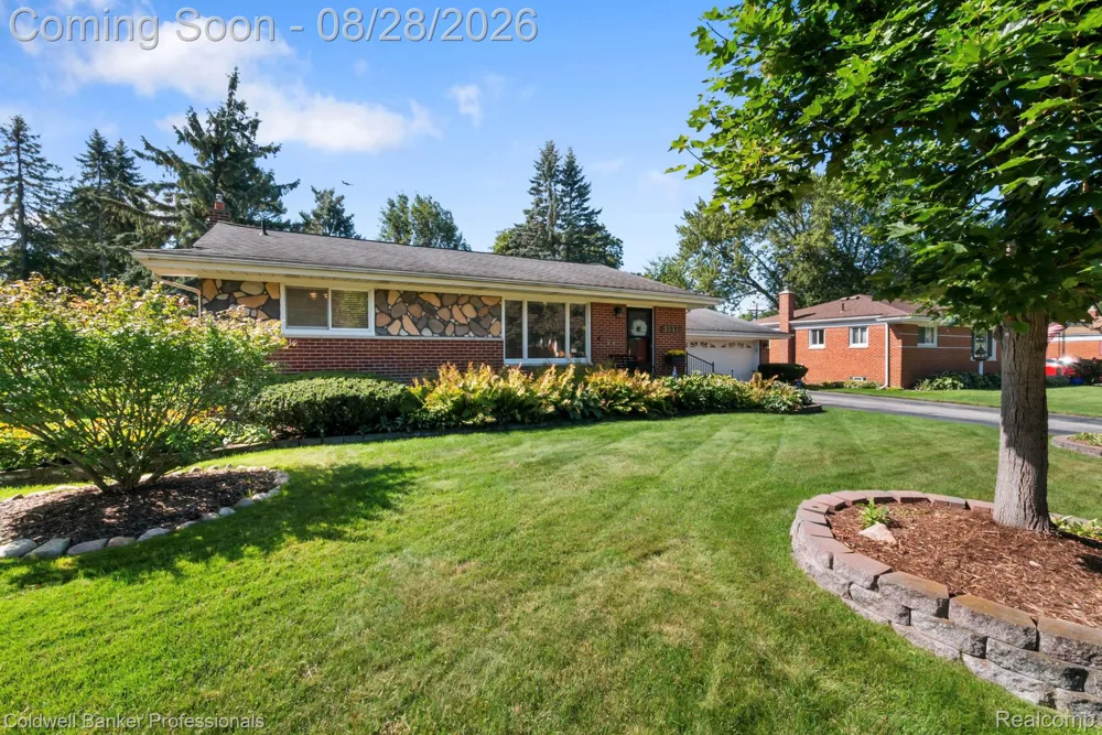 3557 Baybrook Drive Waterford Charter Township, MI 48329