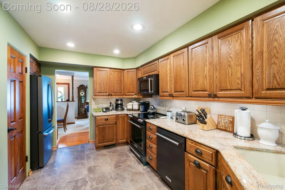 3557 Baybrook Drive Waterford Charter Township, MI 48329