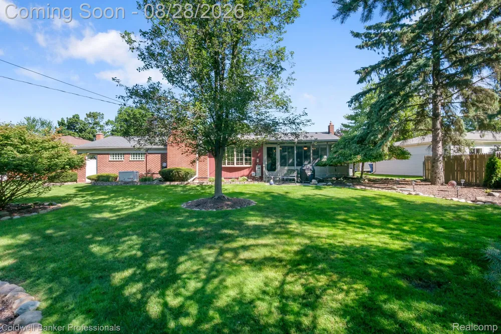 3557 Baybrook Drive Waterford Charter Township, MI 48329