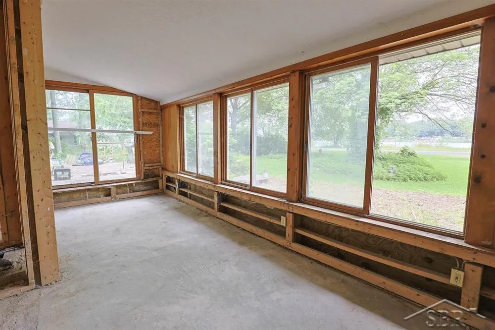 3840 Water Road Jerome Township, MI 48657