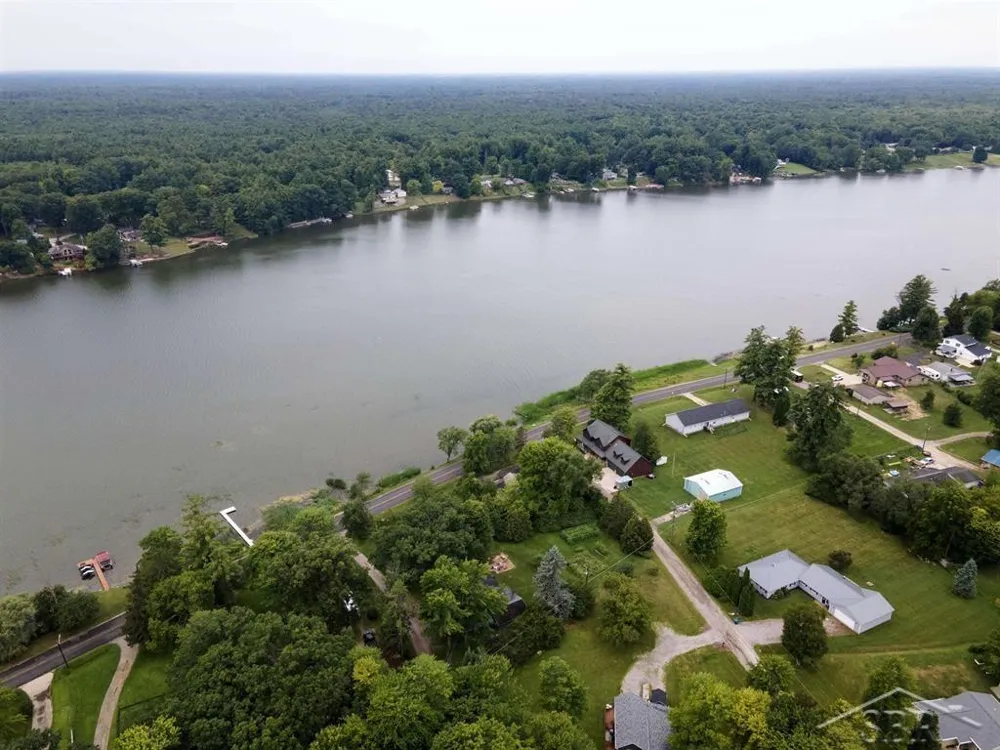 3840 Water Road Jerome Township, MI 48657