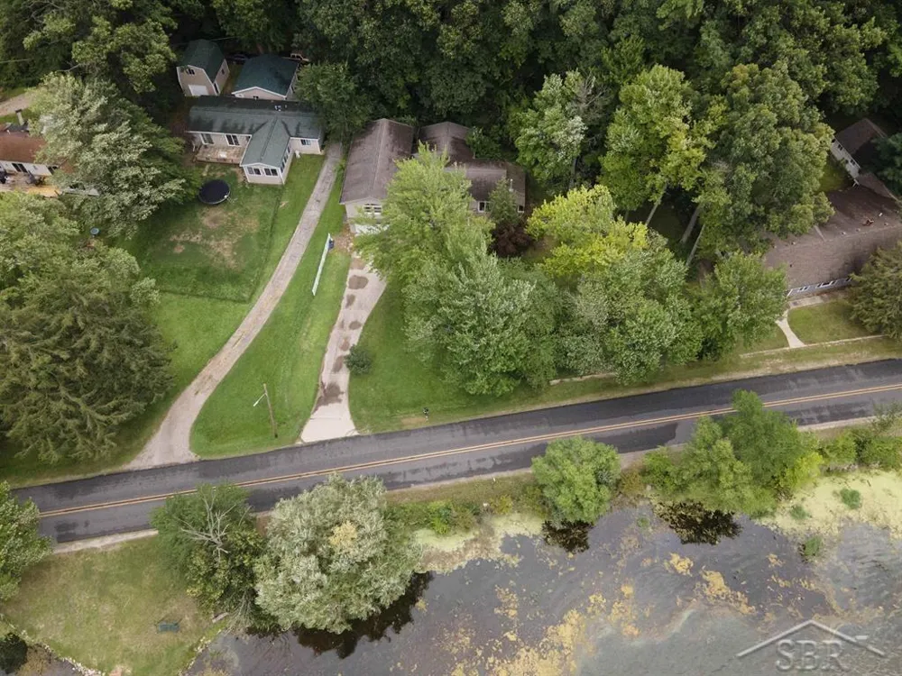3840 Water Road Jerome Township, MI 48657