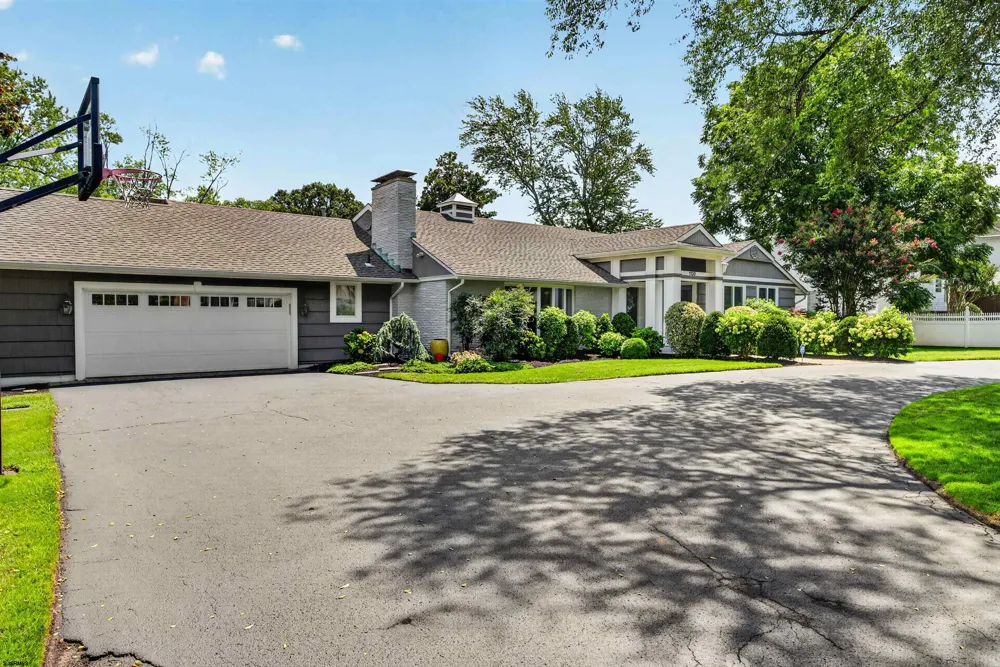 1130 Woodlynne Blvd Linwood, NJ 08221