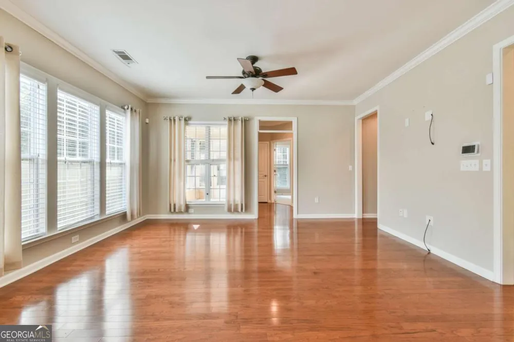 6136 Longleaf DR Hoschton, GA 30548