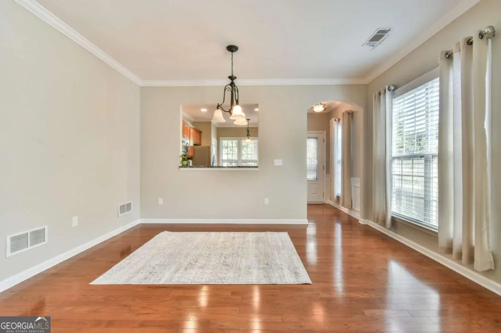 6136 Longleaf DR Hoschton, GA 30548