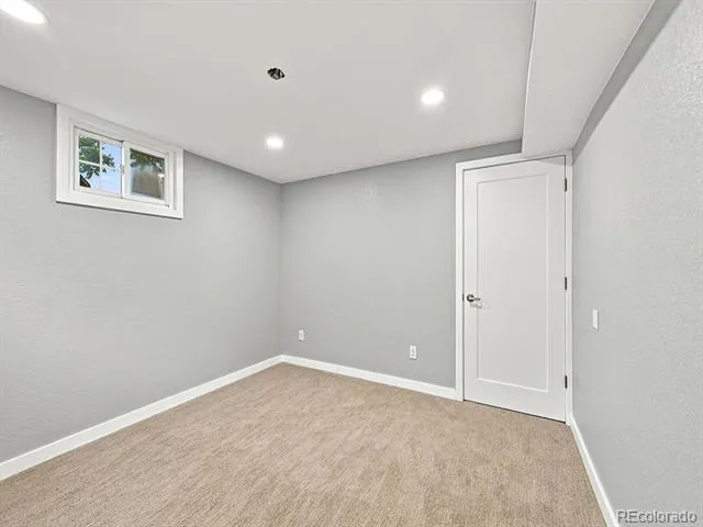 8671 Hopkins Drive Denver, CO 80229