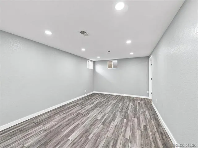 8671 Hopkins Drive Denver, CO 80229