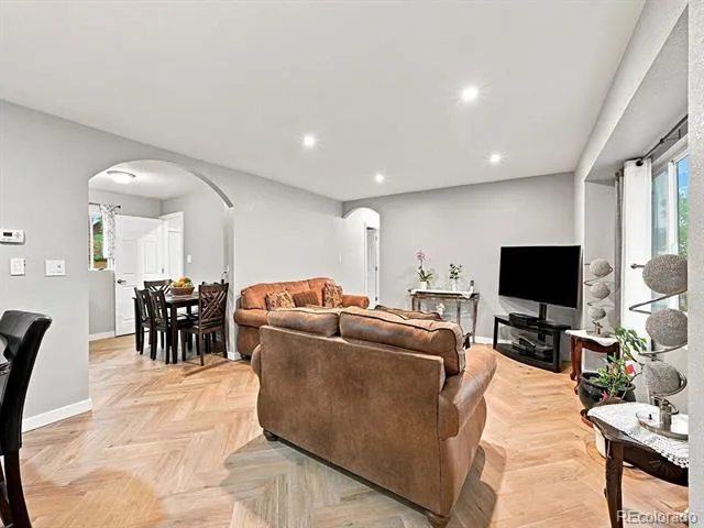 8671 Hopkins Drive Denver, CO 80229