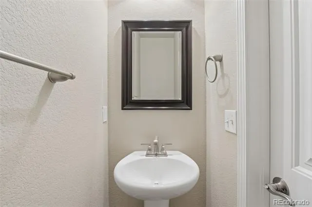1518 York Road Colorado Springs, CO 80918