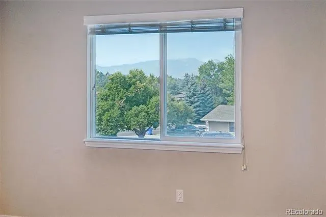 1518 York Road Colorado Springs, CO 80918