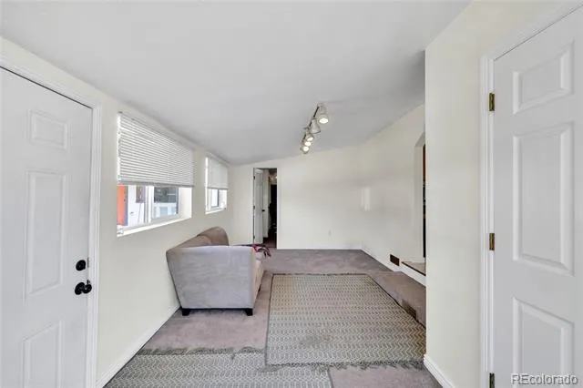85 S Winona Court Denver, CO 80219