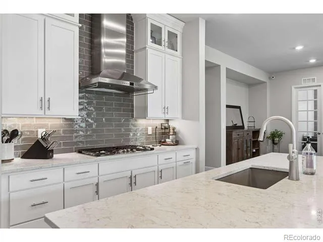 2220 Somerset Court Longmont, CO 80503