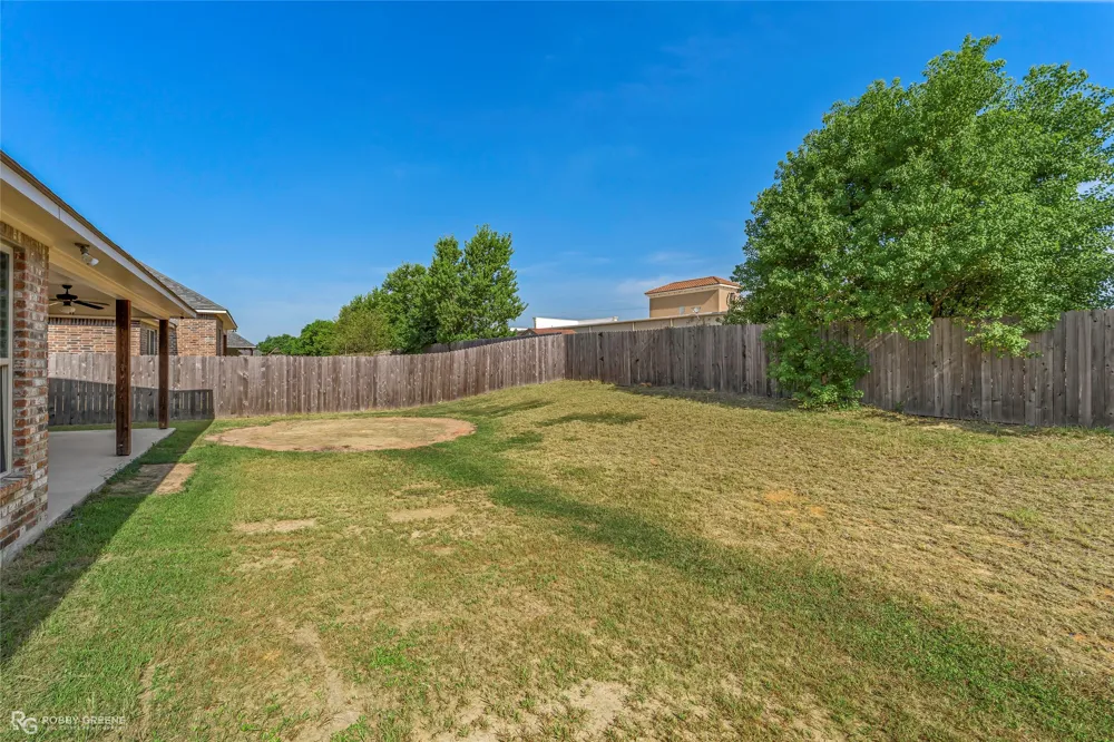 104 Brimestone Loop Benton, LA 71006