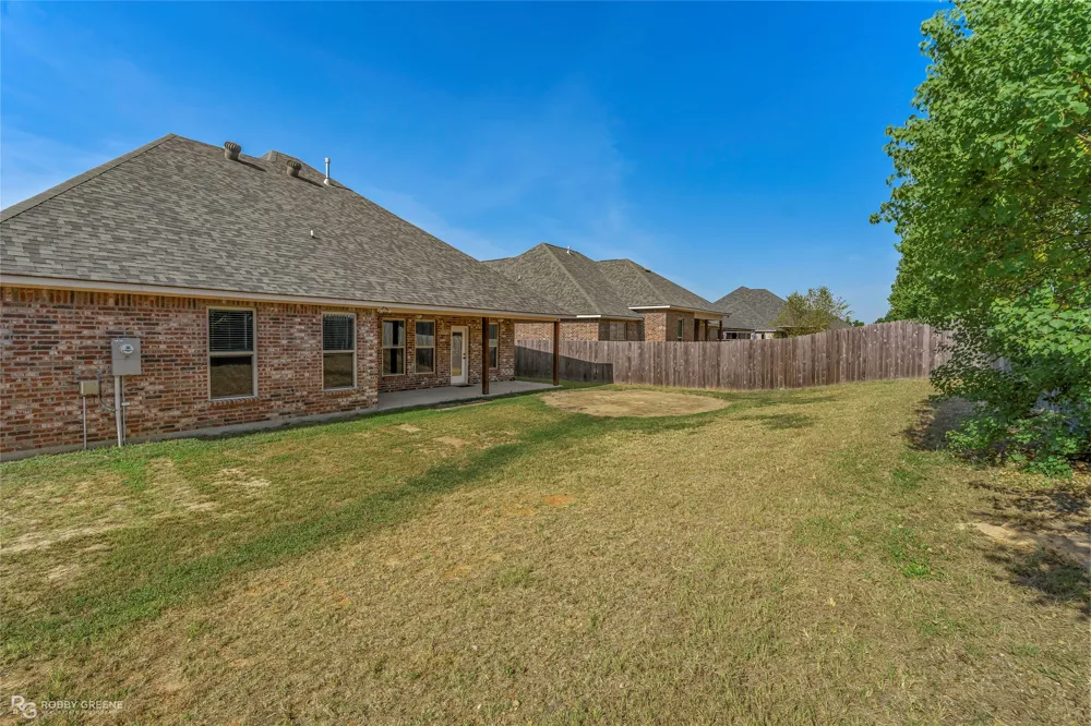 104 Brimestone Loop Benton, LA 71006