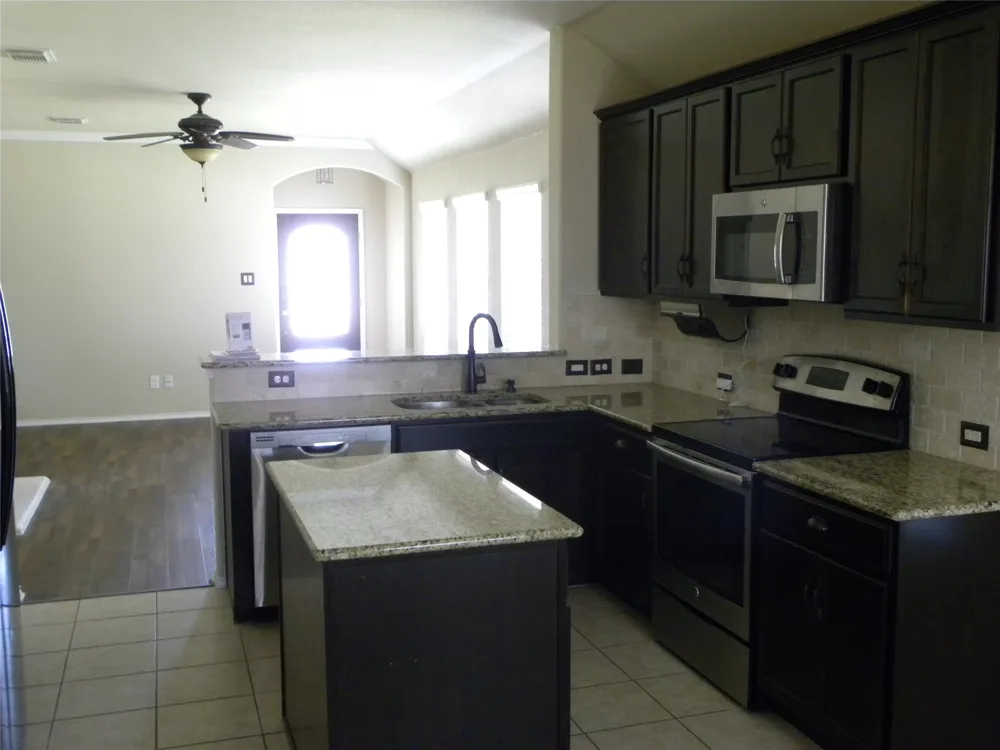 9228 Stewart Street Cross Roads, TX 76227