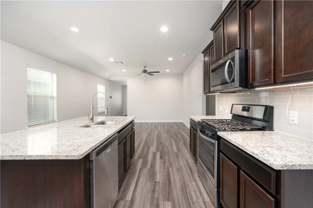 7609 Herd Rider Ln Corpus Christi, TX 78414