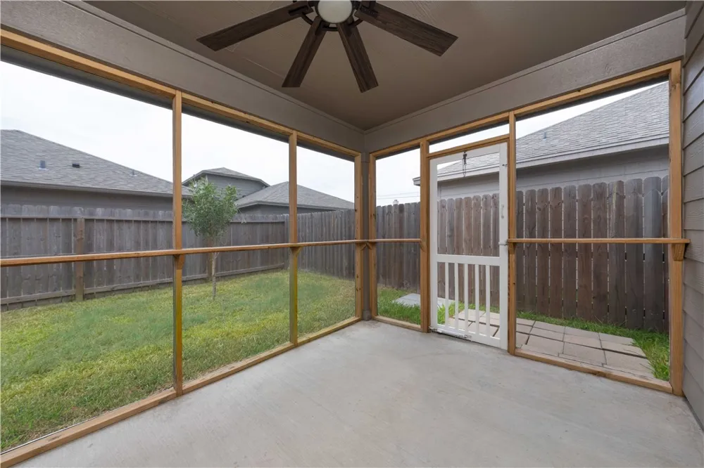 7609 Herd Rider Ln Corpus Christi, TX 78414