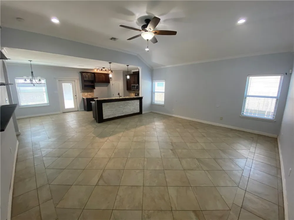 3837 Woodhouse Corpus Christi, TX 78414